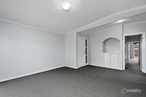 Property photo of 29 Gibsons Road Sale VIC 3850