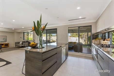 Property photo of 6 Twain Close Lake Coogee WA 6166