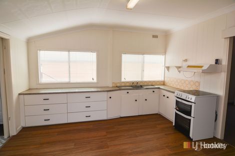 Property photo of 32 Inner Crescent Bowenfels NSW 2790