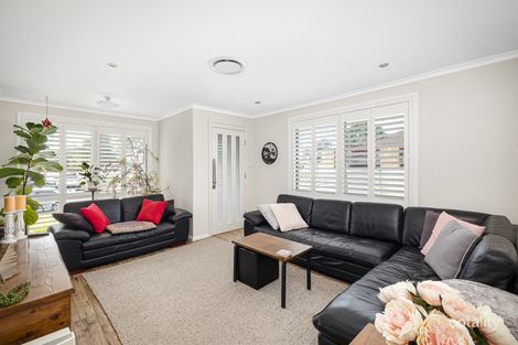 Property photo of 3 Mulgara Place Bossley Park NSW 2176