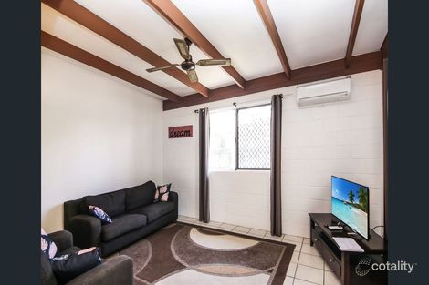 Property photo of 33 Honiton Street Torquay QLD 4655