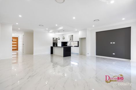 Property photo of 74 Versace Crescent Melonba NSW 2765