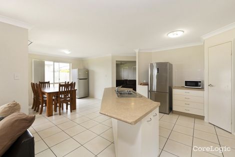 Property photo of 21 Wedgeleaf Place Ashfield QLD 4670