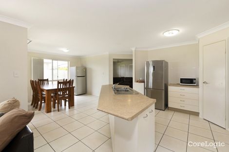 Property photo of 21 Wedgeleaf Place Ashfield QLD 4670