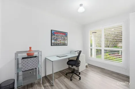 Property photo of 8 Hakea Street Mount Annan NSW 2567