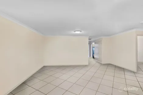 Property photo of 11 Emperor Court Kallangur QLD 4503