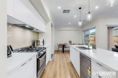 21 Ambient Cres, Beveridge, VIC 3753