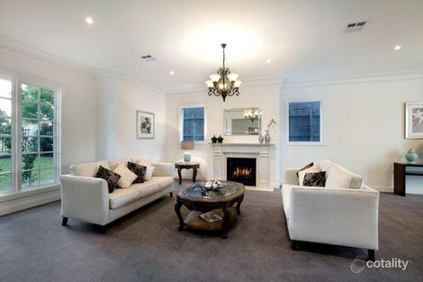 Property photo of 3 Tiro Court Hawthorn East VIC 3123