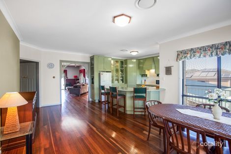 Property photo of 18 View Parade Saratoga NSW 2251