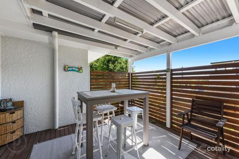 Property photo of 303 Rode Road Wavell Heights QLD 4012