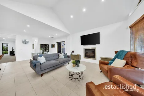 Property photo of 15 Eagleview Place Point Cook VIC 3030