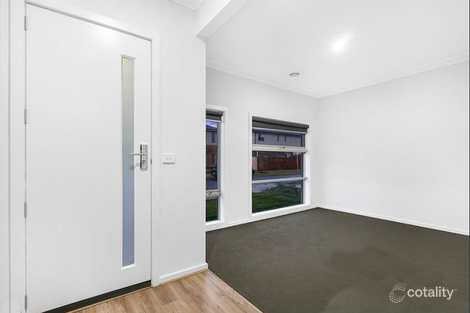 Property photo of 8 Haymarket Circuit Wyndham Vale VIC 3024