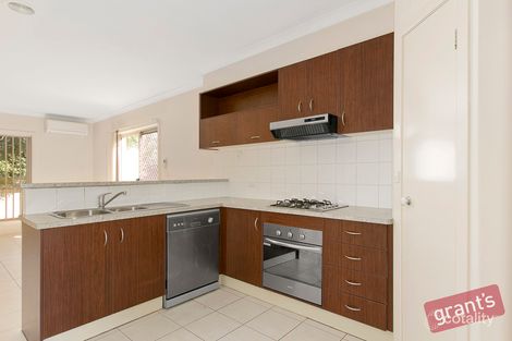 Property photo of 10 Melzak Way Berwick VIC 3806
