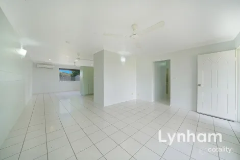 Property photo of 27 Amber Avenue Rasmussen QLD 4815