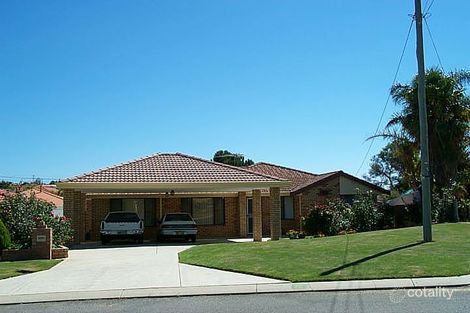 Property photo of 12 Irene Place Beldon WA 6027