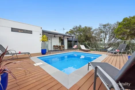 Property photo of 71 Kalimna Crescent Rye VIC 3941