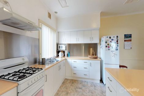 Property photo of 16 Chenhall Crescent Traralgon VIC 3844