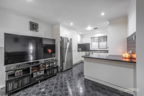 Property photo of 20 Stonehaven Circuit Queanbeyan East NSW 2620