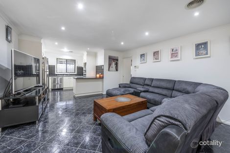 Property photo of 20 Stonehaven Circuit Queanbeyan East NSW 2620