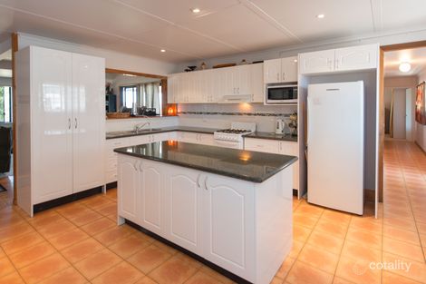 Property photo of 15 Riverview Drive River Ranch QLD 4680