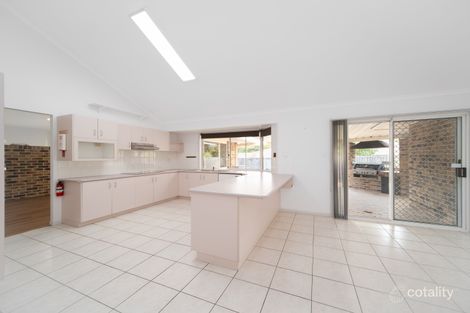 Property photo of 4 Waldorf Place Runcorn QLD 4113