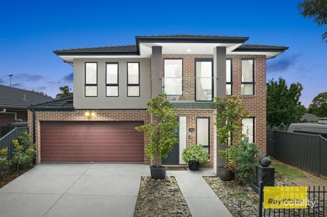 Property photo of 10 Tangelo Grove Mernda VIC 3754