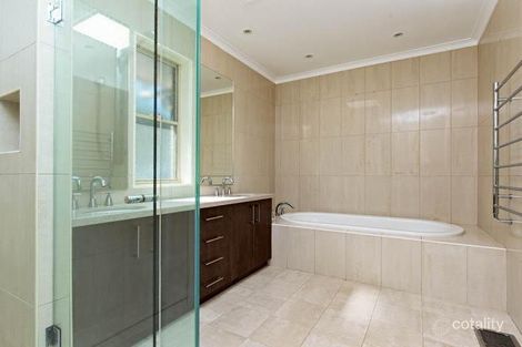 22 Bordeaux St, Doncaster, VIC 3108