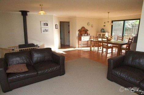 Property photo of 11 Gosse Crescent Kingscote SA 5223