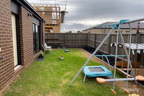 Property photo of 40 Jindalee Way Werribee VIC 3030