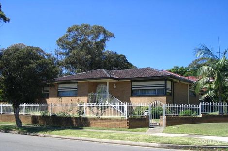 8 Penshurst Rd, Roselands, NSW 2196