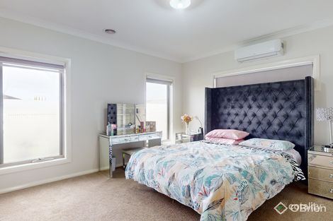 Property photo of 1 Arapiles Street Cranbourne North VIC 3977