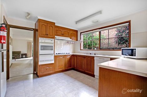 Property photo of 8 Cambridge Close Croydon Hills VIC 3136