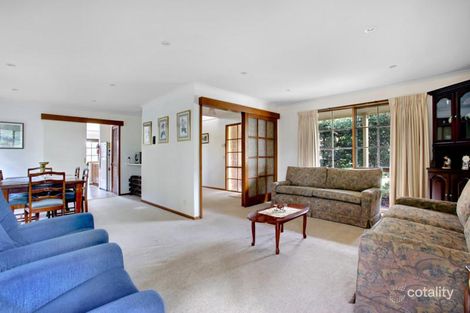 Property photo of 8 Cambridge Close Croydon Hills VIC 3136