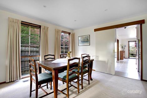 Property photo of 8 Cambridge Close Croydon Hills VIC 3136