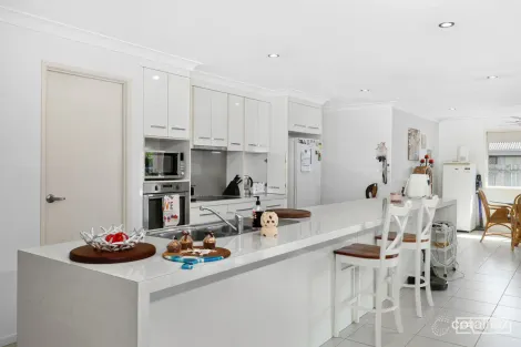 Property photo of 23 Red Emperor Way Lammermoor QLD 4703
