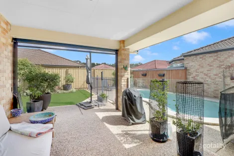 Property photo of 9 Whitsunday Drive Pacific Paradise QLD 4564