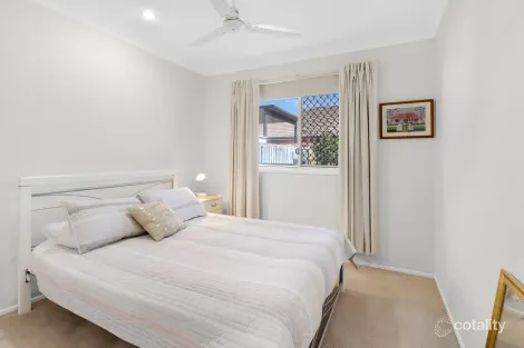 Property photo of 9 Whitsunday Drive Pacific Paradise QLD 4564