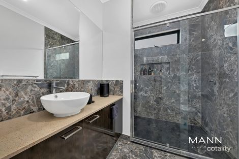 Property photo of 6 Mettle Road Craigieburn VIC 3064