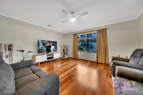 Property photo of 1 Kemsley Green Cranbourne East VIC 3977