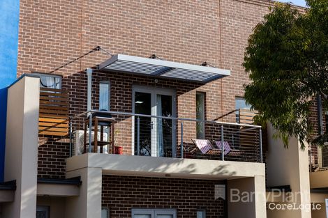 Property photo of 2/21 Tom Roberts Parade Point Cook VIC 3030