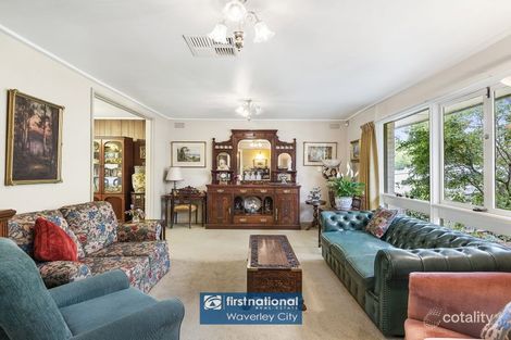Property photo of 16 Wynyard Street Glen Waverley VIC 3150