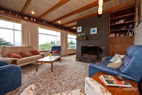 Property photo of 7 Evelyn Crescent Sandy Bay TAS 7005