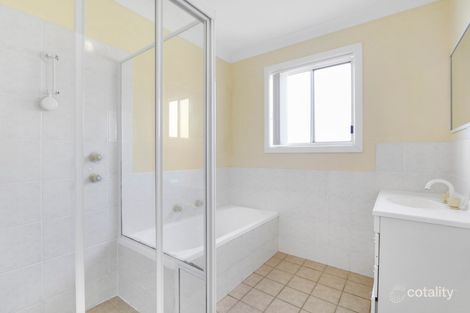 Property photo of 17 Nicole Close Watanobbi NSW 2259