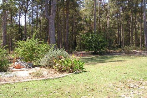 Property photo of 2 Bowerbird Place Landsborough QLD 4550