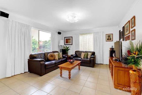 Property photo of 11 Orion Way Roxburgh Park VIC 3064