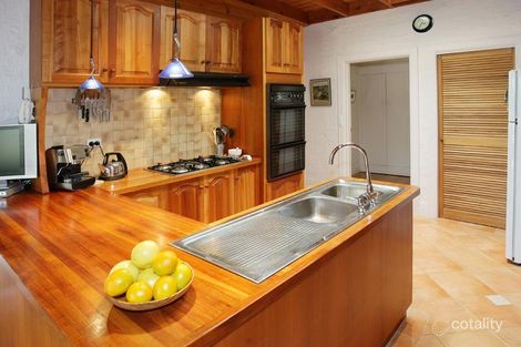 Property photo of 16 Sherwood Street Ormond VIC 3204