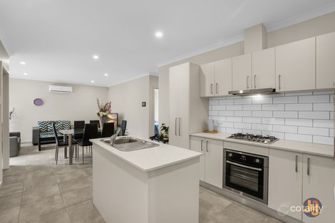 Property photo of 2 Vali Road Craigieburn VIC 3064