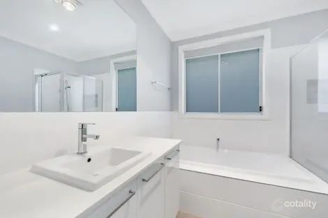 Property photo of 13 Evergreen Drive Oran Park NSW 2570