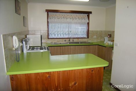 Property photo of 8 Aspect Court Sale VIC 3850