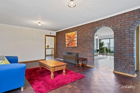 Property photo of 20 Seaview Avenue Hallett Cove SA 5158